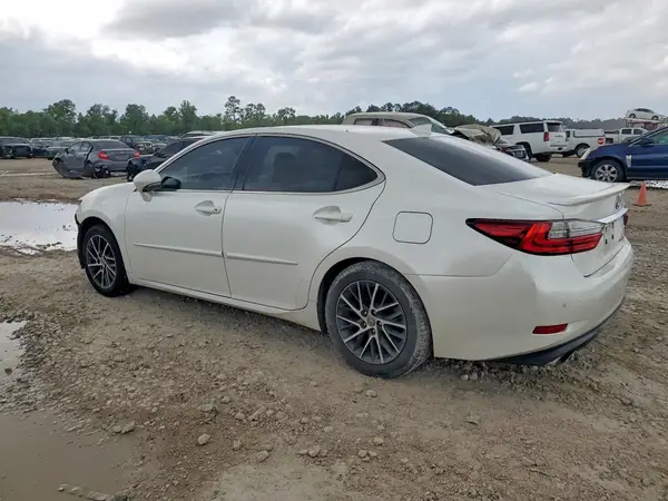 58ABK1GG9HU057754 2017 LEXUS ES - Image 2
