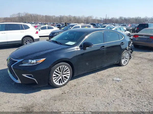 58ABK1GG9HU061335 2017 LEXUS ES - Image 2