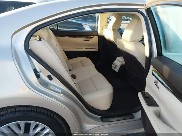 58ABK1GG9HU064171 2017 LEXUS ES - Image 8
