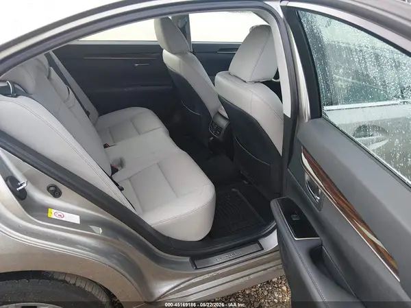 58ABK1GG9HU064638 2017 LEXUS ES - Image 8