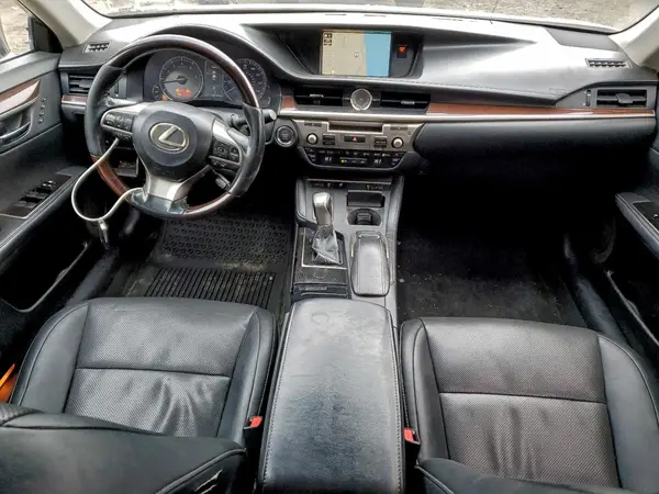 58ABK1GG9HU066826 2017 LEXUS ES - Image 8