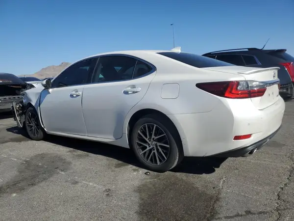 58ABK1GG9HU067328 2017 LEXUS ES - Image 2