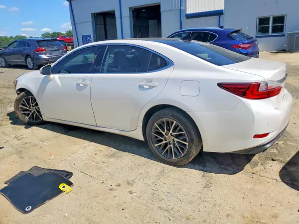 58ABK1GG9HU069984 2017 LEXUS ES - Image 2