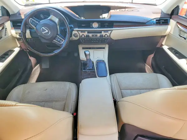 58ABK1GG9HU069984 2017 LEXUS ES - Image 8