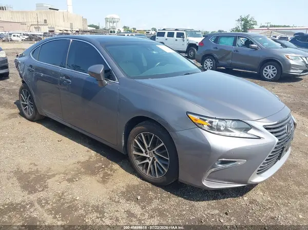 58ABK1GG9HU070682 2017 LEXUS ES - Image 1