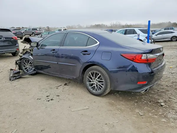 58ABK1GG9HU072643 2017 LEXUS ES - Image 2