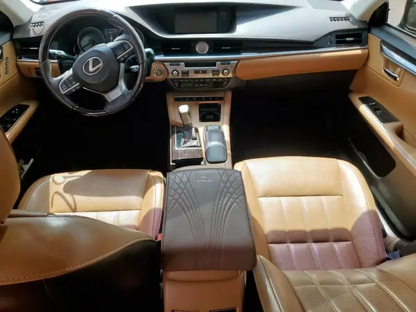 58ABK1GG9JU080070 2018 LEXUS ES - Image 8