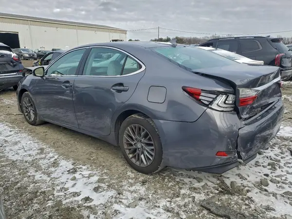 58ABK1GG9JU083549 2018 LEXUS ES - Image 2