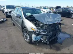 58ABK1GG9JU085690 2018 LEXUS ES