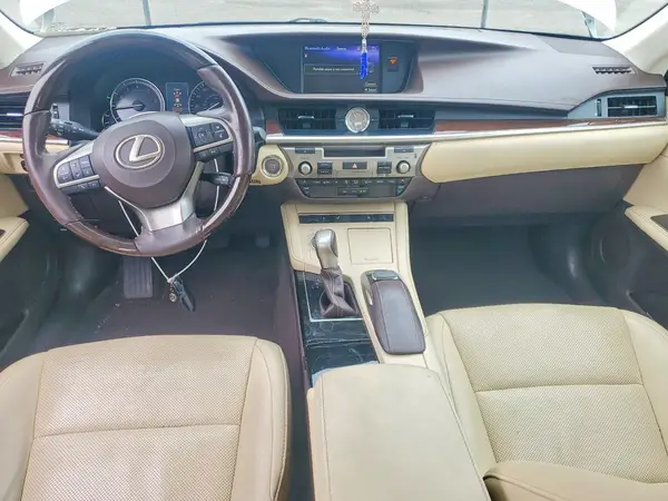 58ABK1GG9JU086953 2018 LEXUS ES - Image 8
