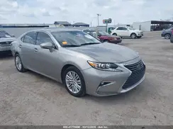 58ABK1GG9JU088623 2018 LEXUS ES