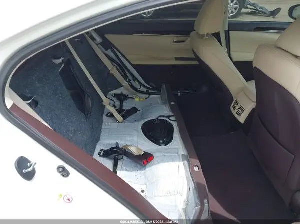58ABK1GG9JU095152 2018 LEXUS ES - Image 8