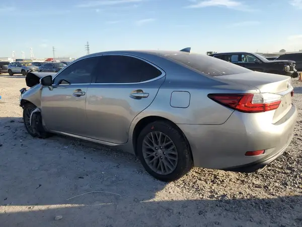 58ABK1GG9JU095507 2018 LEXUS ES - Image 2