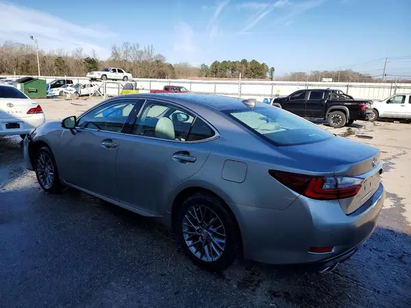58ABK1GG9JU098486 2018 LEXUS ES - Image 2