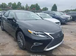 58ABK1GG9JU101760 2018 LEXUS ES