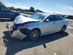 58ABK1GG9JU106473 2018 LEXUS ES