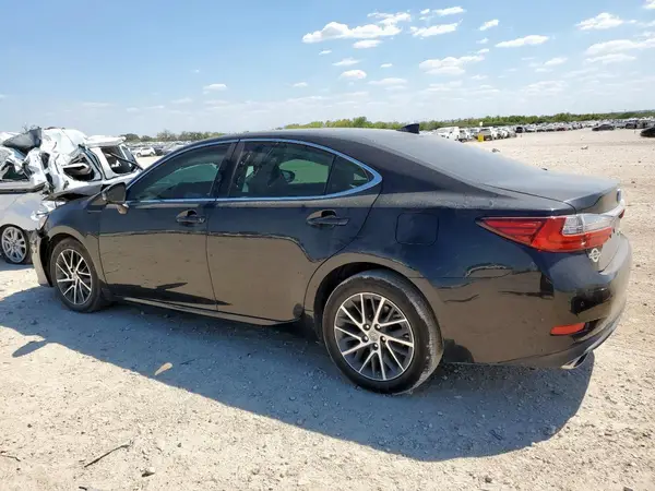 58ABK1GG9JU106490 2018 LEXUS ES - Image 2