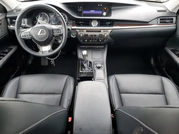 58ABK1GG9JU108742 2018 LEXUS ES - Image 8