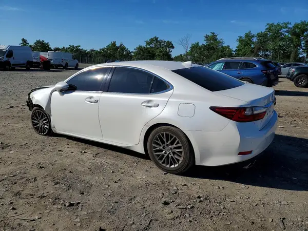 58ABK1GG9JU113228 2018 LEXUS ES - Image 2
