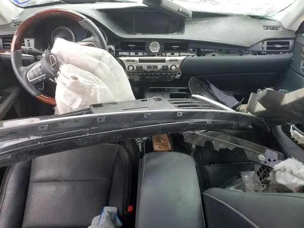 58ABK1GG9JU116758 2018 LEXUS ES - Image 8