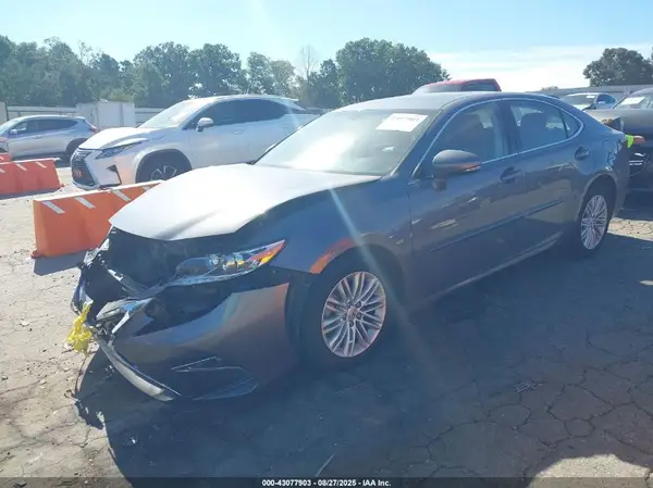 58ABK1GGXGU001935 2016 LEXUS ES - Image 2