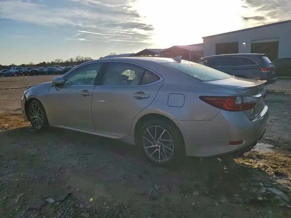 58ABK1GGXGU003944 2016 LEXUS ES - Image 2