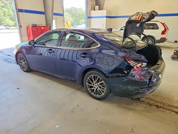 58ABK1GGXGU005516 2016 LEXUS ES - Image 2