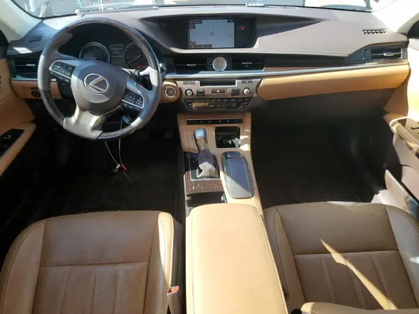 58ABK1GGXGU007556 2016 LEXUS ES - Image 8