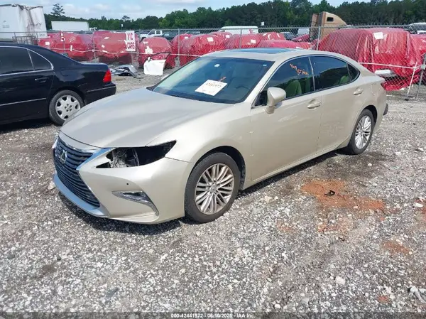 58ABK1GGXGU009114 2016 LEXUS ES - Image 2