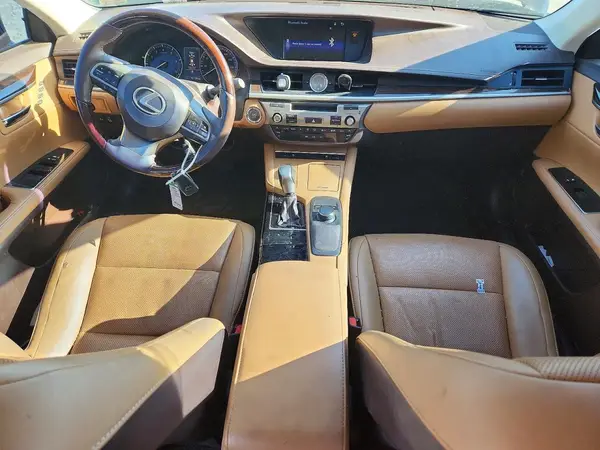 58ABK1GGXGU010067 2016 LEXUS ES - Image 8