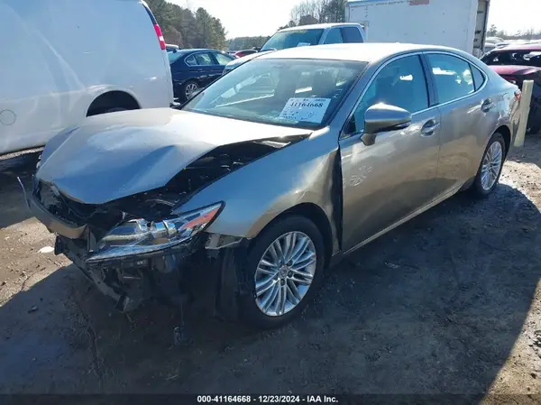 58ABK1GGXGU014197 2016 LEXUS ES - Image 2