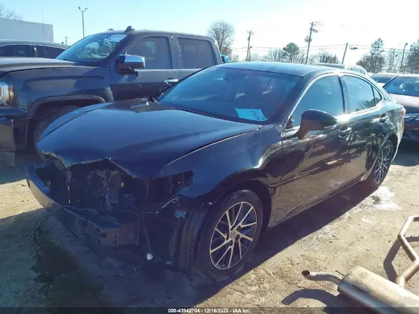 58ABK1GGXGU015835 2016 LEXUS ES - Image 2