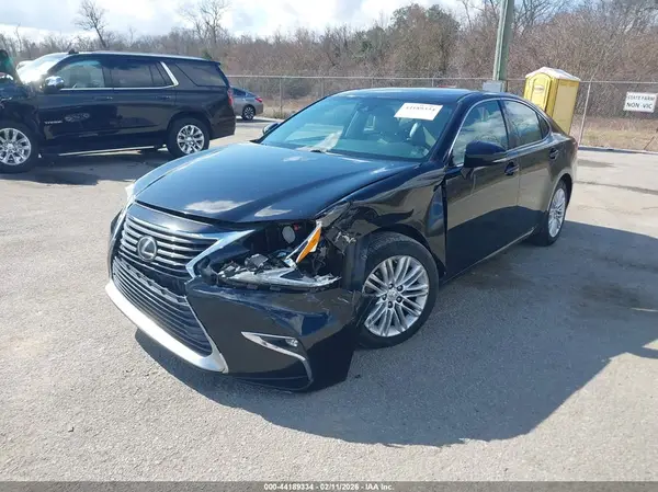 58ABK1GGXGU028861 2016 LEXUS ES - Image 2