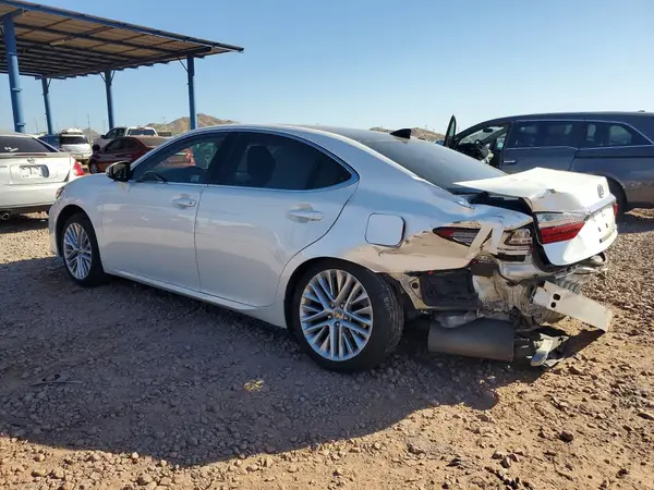58ABK1GGXHU036914 2017 LEXUS ES - Image 2