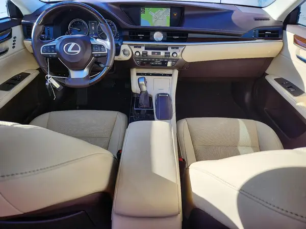 58ABK1GGXHU042891 2017 LEXUS ES - Image 8