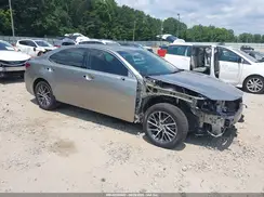 58ABK1GGXHU044530 2017 LEXUS ES