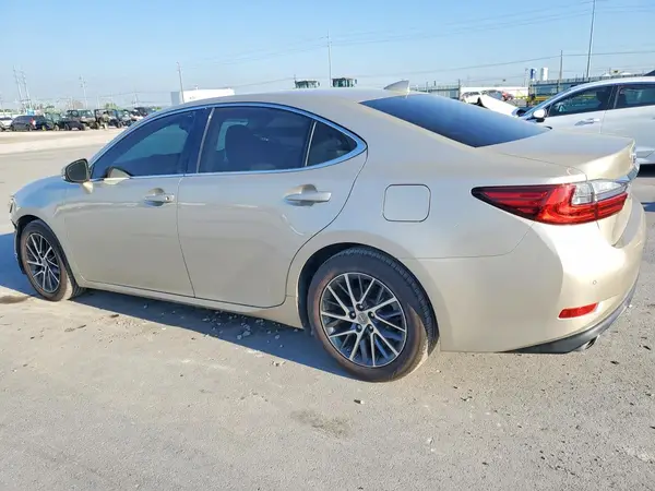 58ABK1GGXHU044608 2017 LEXUS ES - Image 2