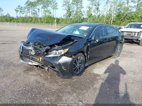 58ABK1GGXHU050652 2017 LEXUS ES - Image 2