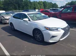 58ABK1GGXHU053826 2017 LEXUS ES