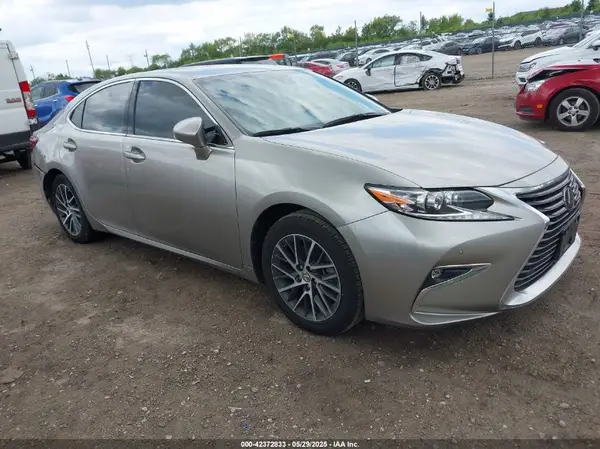 58ABK1GGXHU054622 2017 LEXUS ES - Image 1