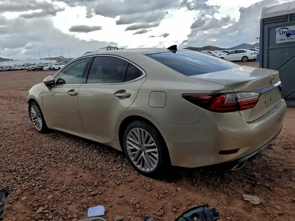58ABK1GGXHU054667 2017 LEXUS ES - Image 2