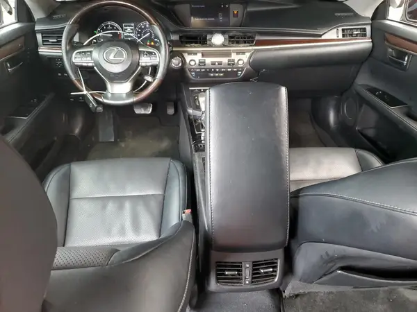 58ABK1GGXHU057441 2017 LEXUS ES - Image 8
