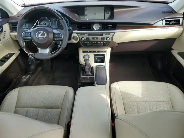 58ABK1GGXHU058430 2017 LEXUS ES - Image 8