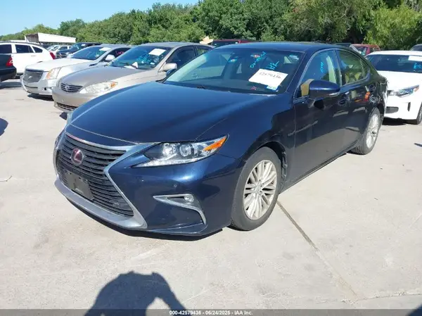 58ABK1GGXHU060291 2017 LEXUS ES - Image 2