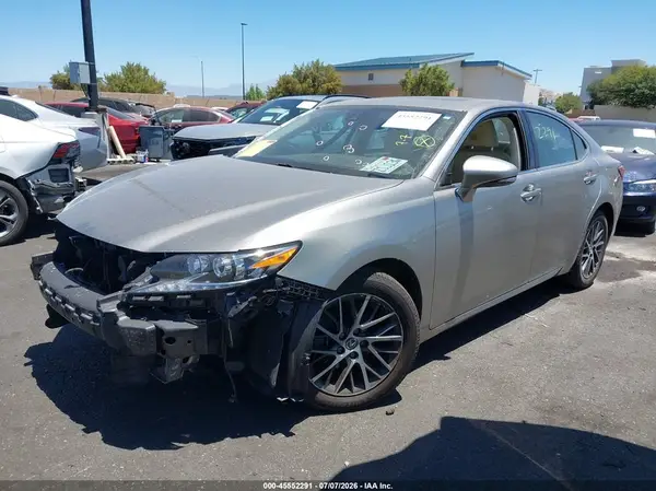 58ABK1GGXHU060369 2017 LEXUS ES - Image 2
