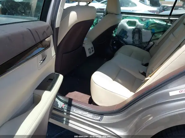 58ABK1GGXHU060369 2017 LEXUS ES - Image 8