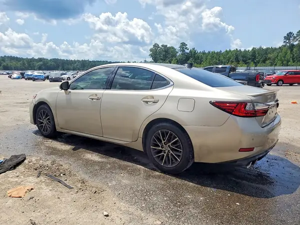 58ABK1GGXHU061683 2017 LEXUS ES - Image 2