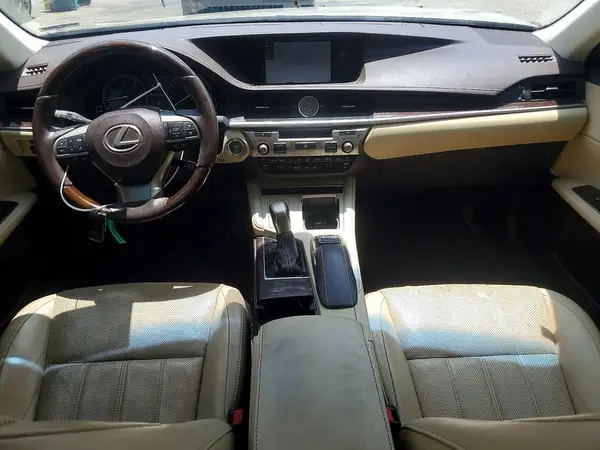 58ABK1GGXHU061683 2017 LEXUS ES - Image 8