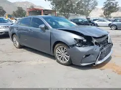 58ABK1GGXHU068035 2017 LEXUS ES