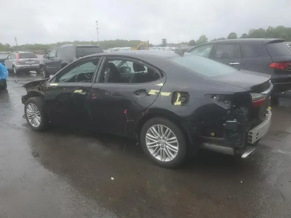 58ABK1GGXHU070321 2017 LEXUS ES - Image 2